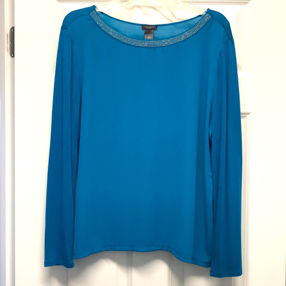 Ann Taylor Factory Size Large Blue Long-sleeved Top